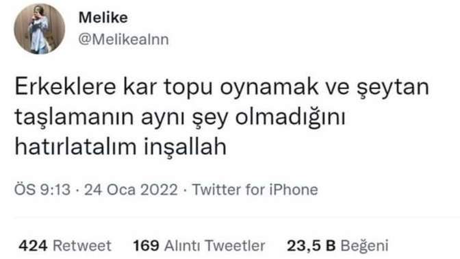 Sizce erkekler kar topu oynarken abartıyor mu?