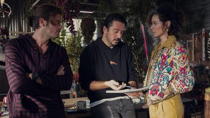 İlk buluşmaya arkadaşıyla gelmek isteyen birine cevabınız ne olur?