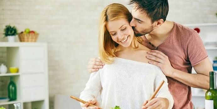 Seninle evlenen yaşadı mı yoksa yandı mı?