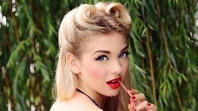 50 ve 60'lı yıllarda yaşamış olsaydın, nasıl bir saç modeli seçerdin kendine?