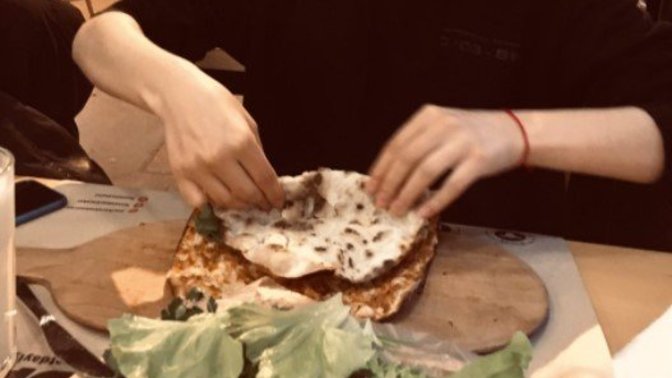 İlk buluşmada lahmacun yenir mi?