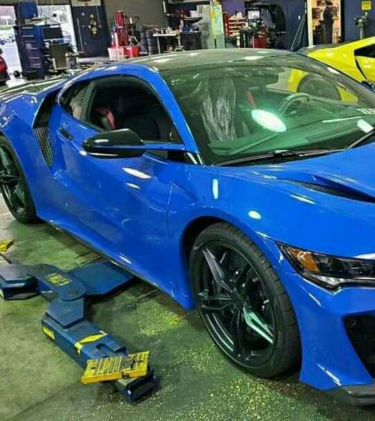 Honda deyince aklımda neden önü basık, full body kit araba canlanıyor?