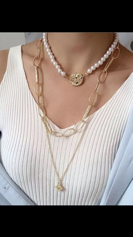 AArkadaslar hangi kolye en iyi sizce?