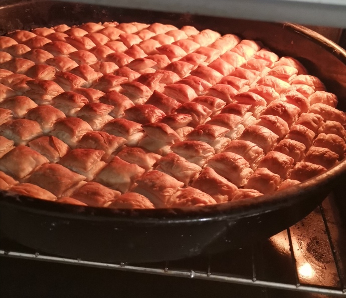 Künefe mi, baklava mı?