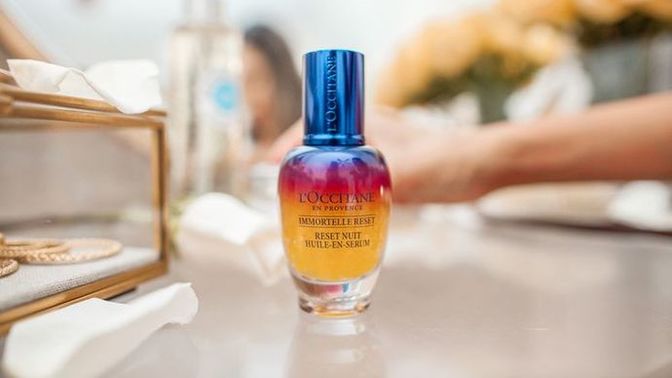 Yüz leke ve kırışıklık için serum önerir misiniz?