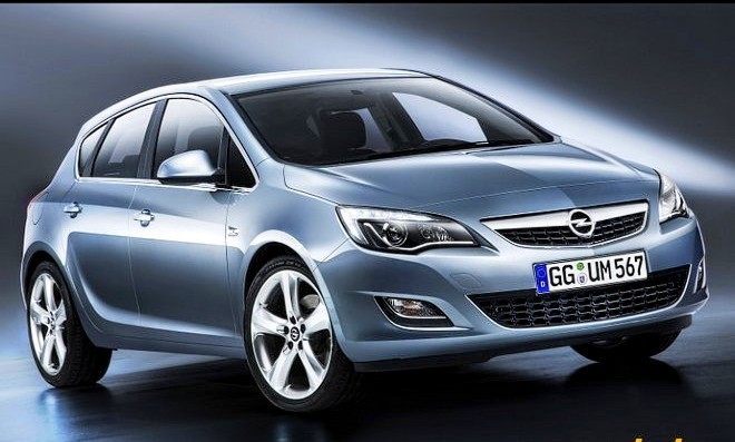 Opel Astra J kasa mı, Opel Insignia A kasa mı? Siz hangisini tercih edersiniz, neden?