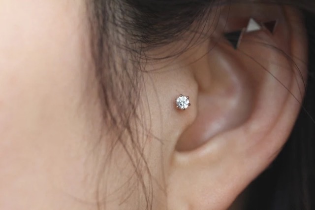 Tragus kulak piercing‘i hakkında bilgisi olan yaptıran var mı?