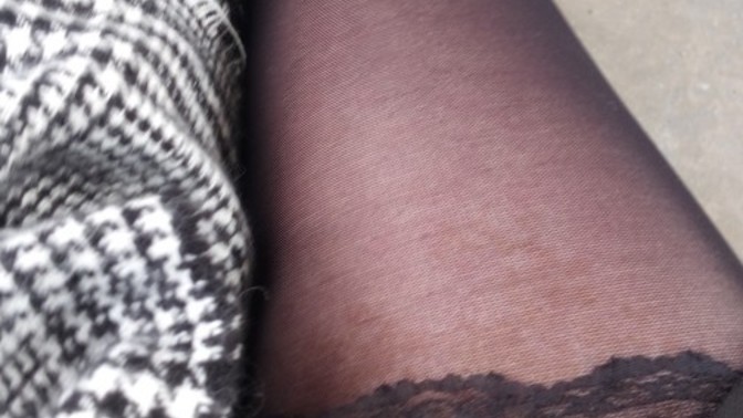 Bugün bunu giydim ve pişman oldum değişik bakıyorlar sizce çok mu abartı açık?