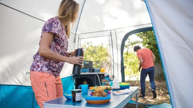Decathlon'da satılan termosu kullanan var mı, memnun musunuz?