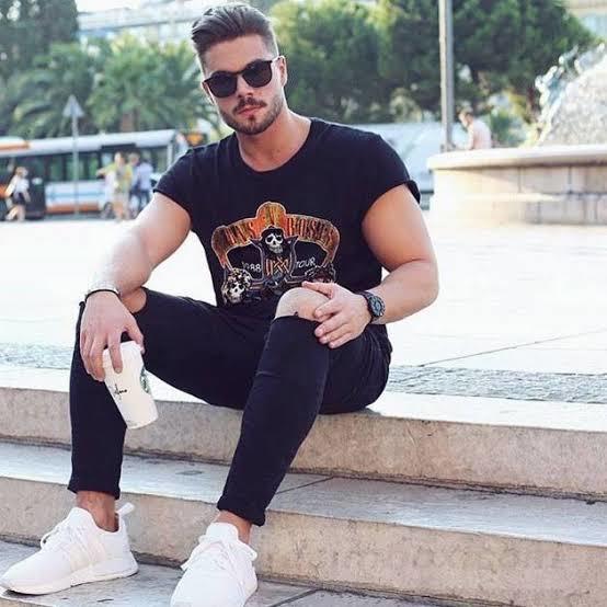 Kadınlar, erkeklerde tip mi istiyor kas mı kariyer mi?