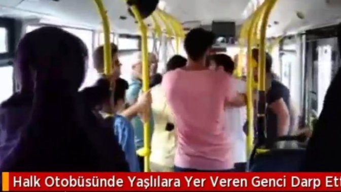 Yaşlılara yer isteyen genç dayak yedi! Otobüste yaşlılara yer veriyor musunuz?