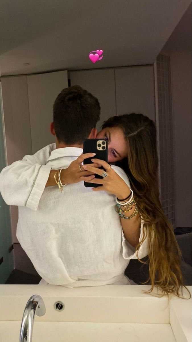 Sevgili ile aynı ev paylaşılsa sizce daha iyi olmaz mı?