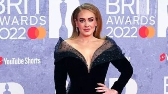 2022 Brit Ödülleri'nin en şık ünlüsü kim olmuş sizce?