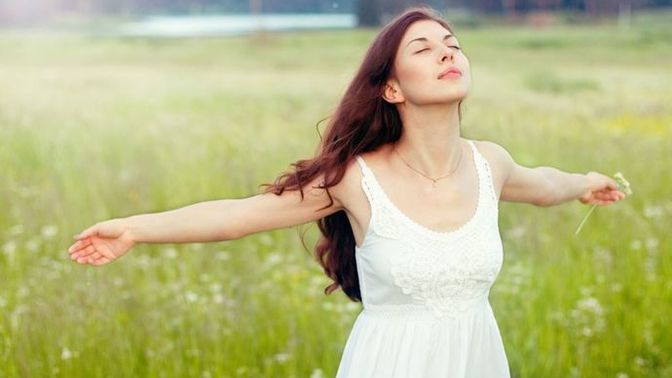 Deodorant kıyafete sıkılır mı?
