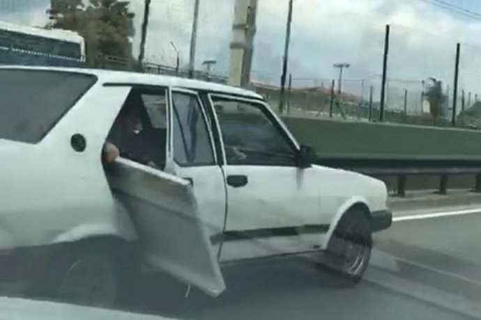 Arka koltuğa TV sığar mı?