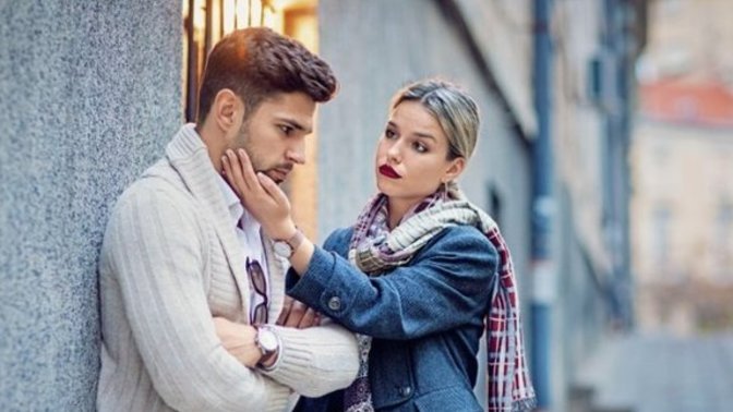 Fazla ilgi mi sevgiyi bitirir, yoksa ilgisizlik mi?