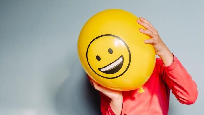 Hayatınızı özetleyen 3 emoji hangisidir?