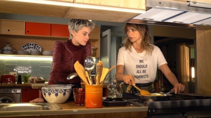 Komşum hep yemek saatinde oturmaya geliyor. Amacı yemeği bedavaya getirmek olabilir mi?