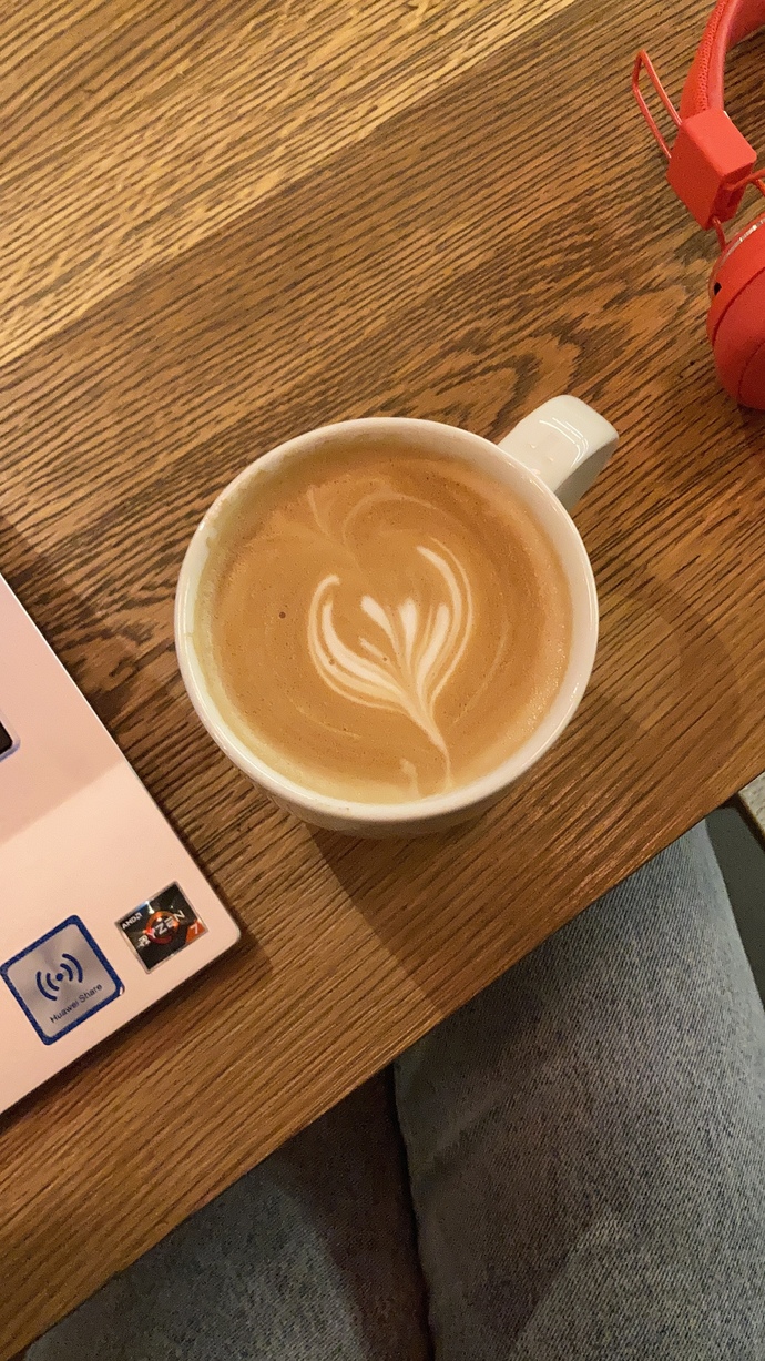 Starbucks’a gidince içeceğinizi kupada mı karton bardakta mı içiyorsunuz?