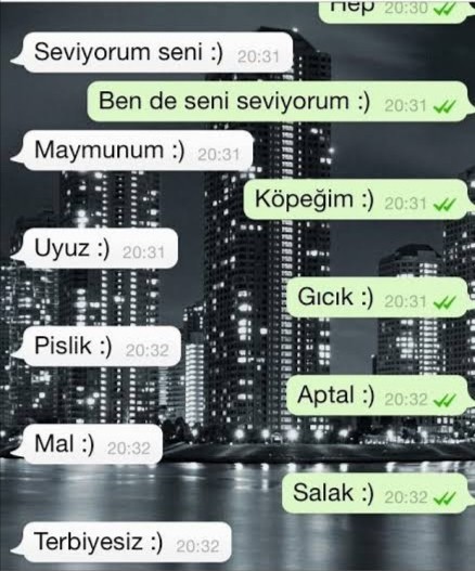 Aşkı cıvık cıvık yaşayanlar sizce samimi mi yoksa yapmacık mıdır?