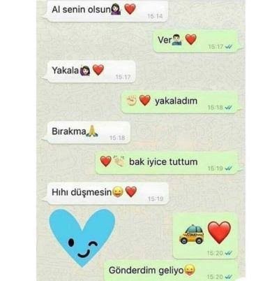 Aşkı cıvık cıvık yaşayanlar sizce samimi mi yoksa yapmacık mıdır?