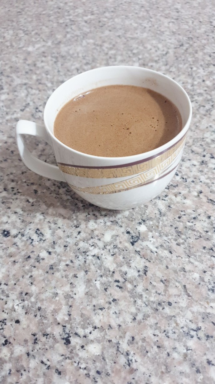 Kahvesiz asla mi dersin yoksa kahve olmasa da olur mu senin için?