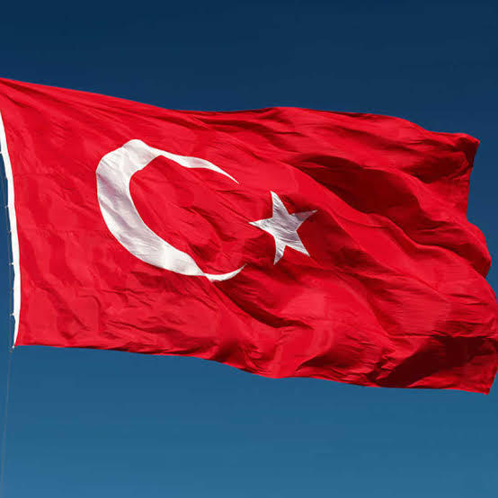 Hiç ülkenizi başka ülkelerle kıyasladınız mı?