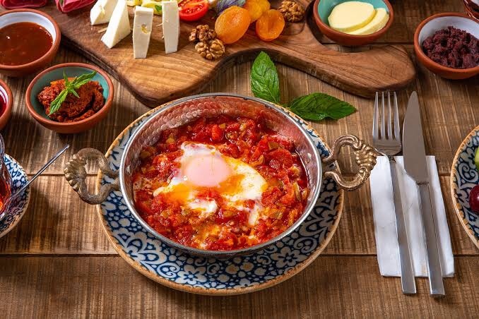 Menemen sadece sabah kahvaltısında mı yenir?