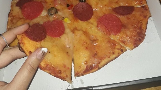 Ev yapımı pizza mı yoksa hazır pizza mı seversiniz?