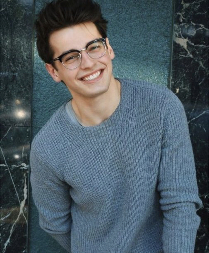 Saf, temiz, eline kız eli değmemiş, tatli masum erkekler kaldı mı 🥺🥺?