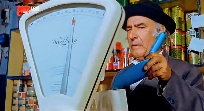 Önünüzde bir kızın beli açılsa dönüp bakar mısınız?