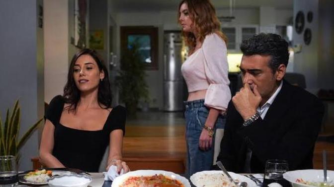 Eşiniz alyans takmak istemese sorun eder misiniz?