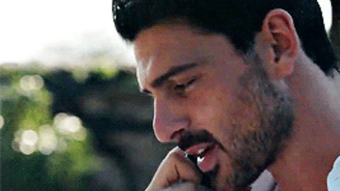 Tartışırken “Az arayayım seni açsana” diyen birinin telefonuna çıkılır mı ?