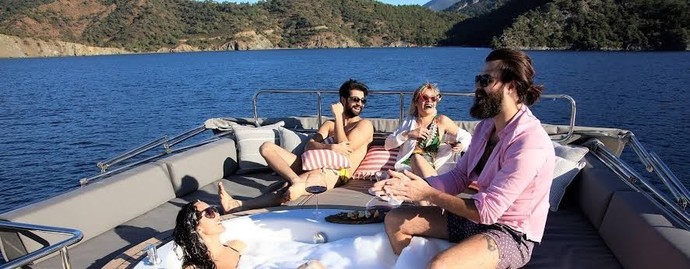 Kadınlar zorunlu askere gitseydi eğer erkekler bekler miydi?