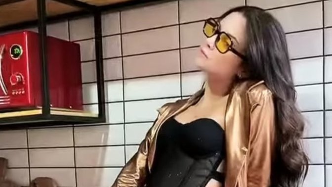 Parlak kumaşlı kıfayetler aranız nasıl?