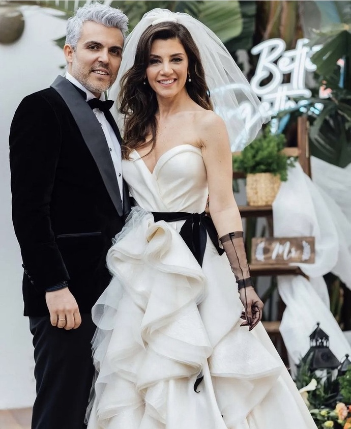 Gökçe Bahadır evlendi! Gelinliğini nasıl buldunuz👰🏻‍♀️?