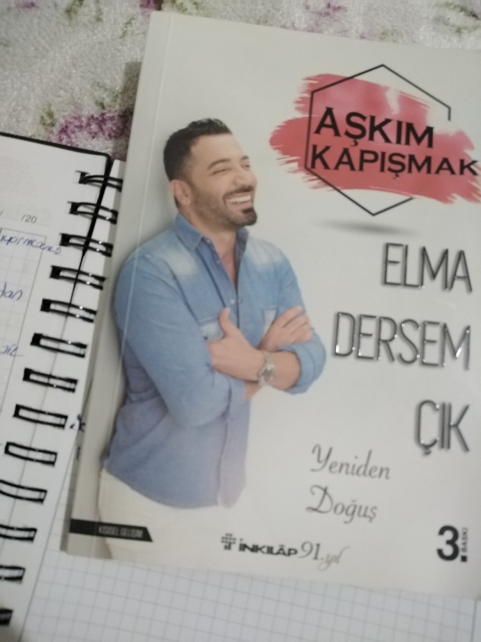 Gezenleri kıskanarak geçirdiğim akşamımdan hepinize selammmm! Anlık fotoları alalım mı🥳?