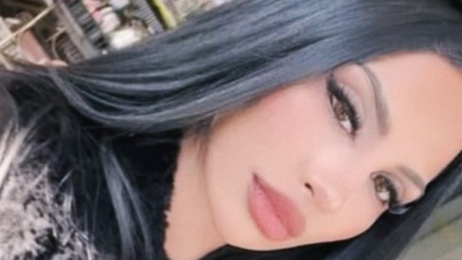 Saçlarımla alakalı bir değişim yapmak istiyorum fakat çok kararsızım, nasıl bir değişim yapsam?