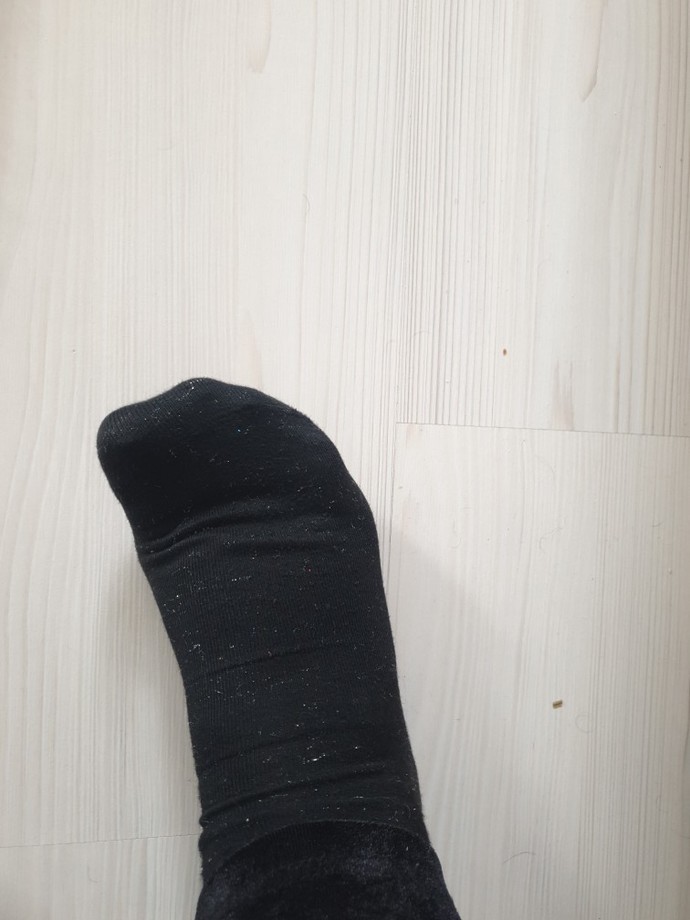 Bugün kimler renkli çorap giydi?