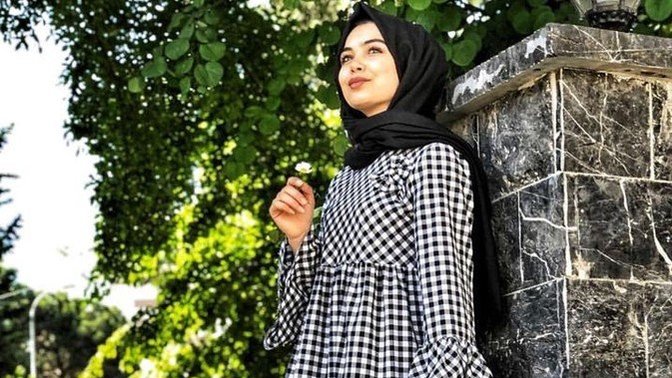 Çıplak elbiseler hakkında ne düşünüyorsunuz?