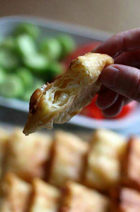 Dışarıda börek elle mi yenir, çatal bıçak ile mi?