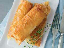 Dışarıda börek elle mi yenir, çatal bıçak ile mi?