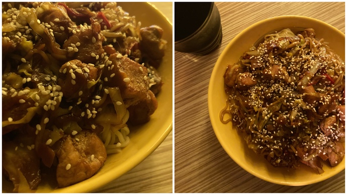 Bugünkü menümüz: tavuklu sebzeli noodle! Sizce Çin mutfağı lezzetli mi?