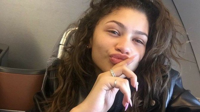 Zendaya sizce güzel mi?