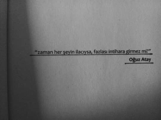 Kitap okurken altını tükenmez ya da renkli kalemle çizer misiniz?