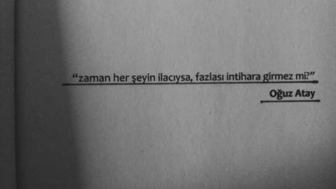 Kitap okurken altını tükenmez ya da renkli kalemle çizer misiniz?
