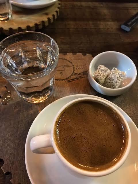 En son kiminle kahve içtiniz?
