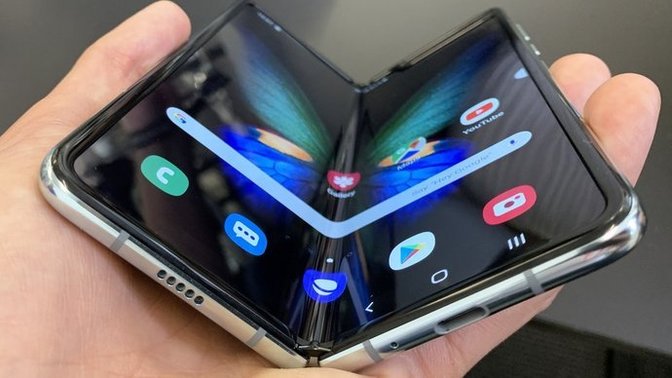 Aylık 11 bin TL alsanız 25.000 TL'lik telefon alır mıydınız😄?