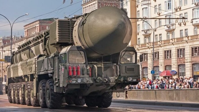 Ukraynada zor durumda kalan bir Putin, nükleer silahlarını kullanabilir mi?