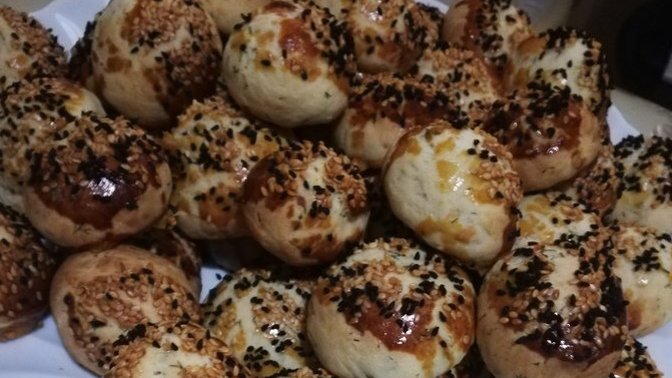Dereotlu poğaça yiyen vaaar mııı?